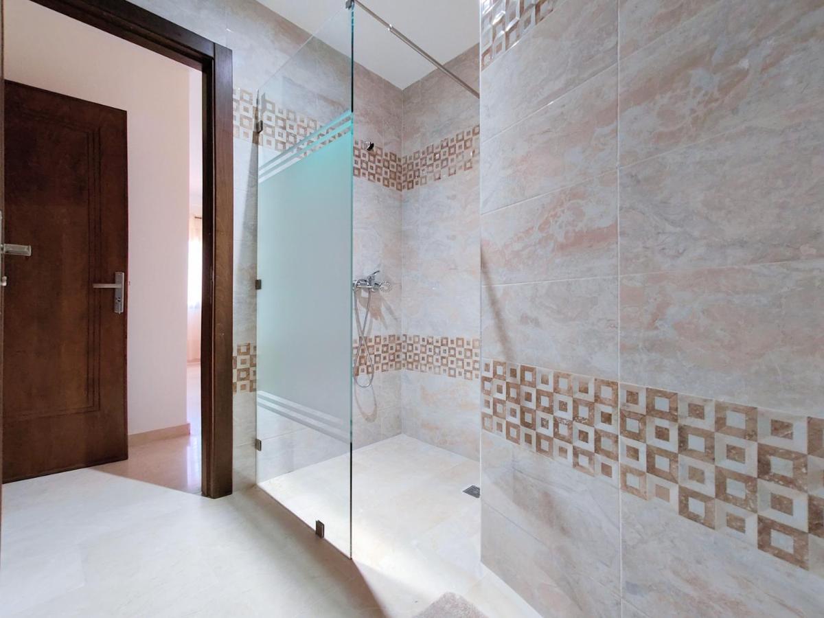 Appartment In Tanger City Center - 5Min To The Beach - Free Parking Ngoại thất bức ảnh